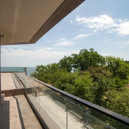 Green Apartments Odesa Exterior photo