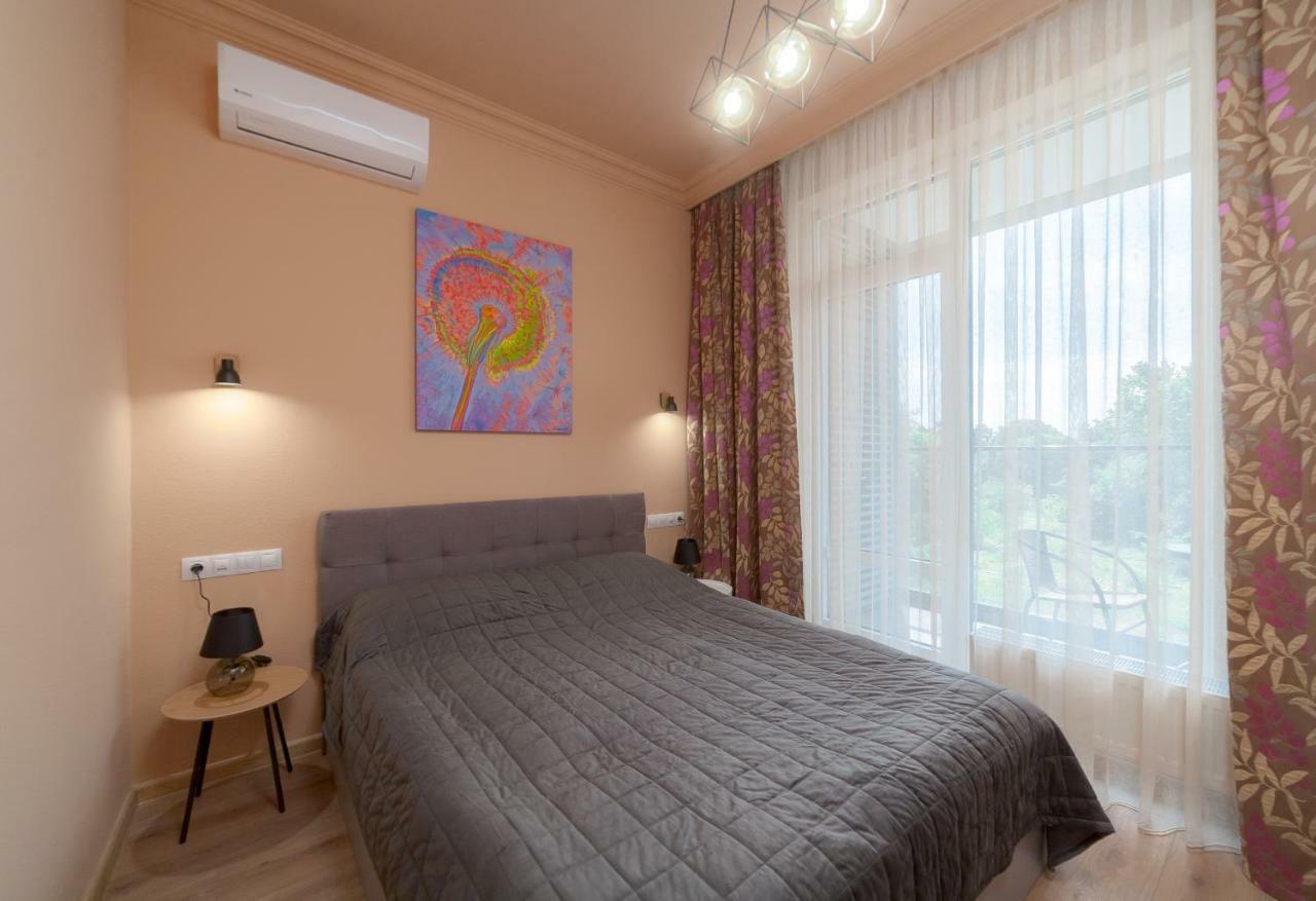 Green Apartments Apartment
