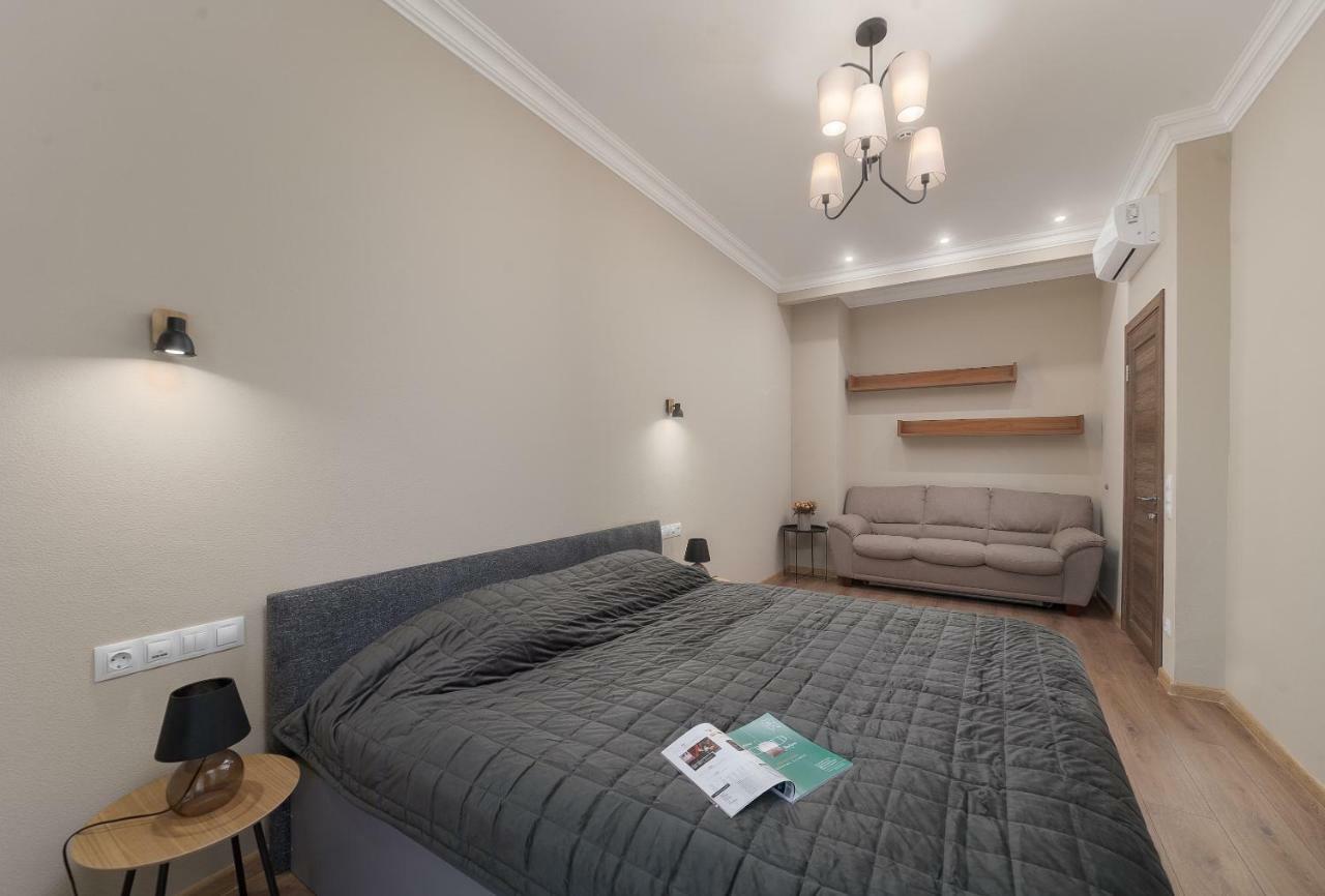 Green Apartments Apartment Odesa