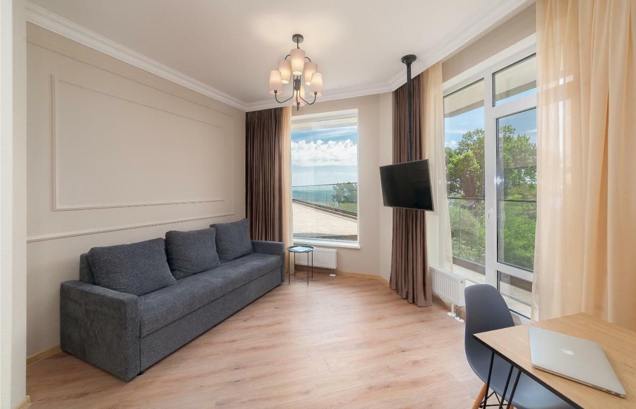 Green Apartments Odessa