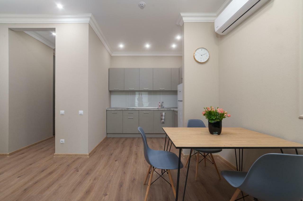 Апартаменты Green Apartments *